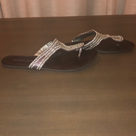 Sandals - Picture 2 of 3